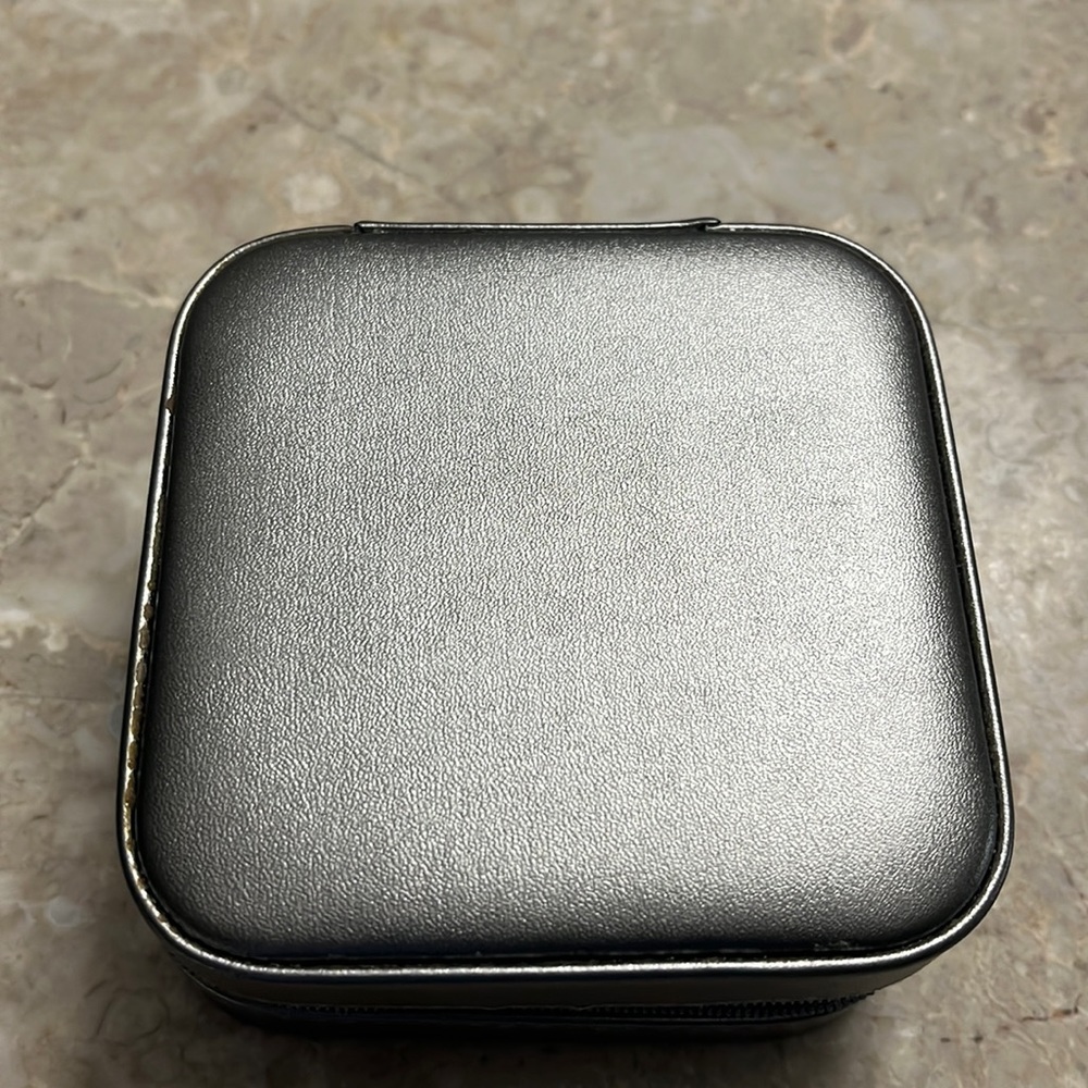 COPY - Traveling Jewelry Box